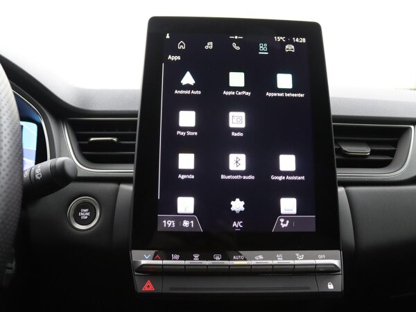 Apple Carplay/Android Auto Apple Carplay/Android Auto