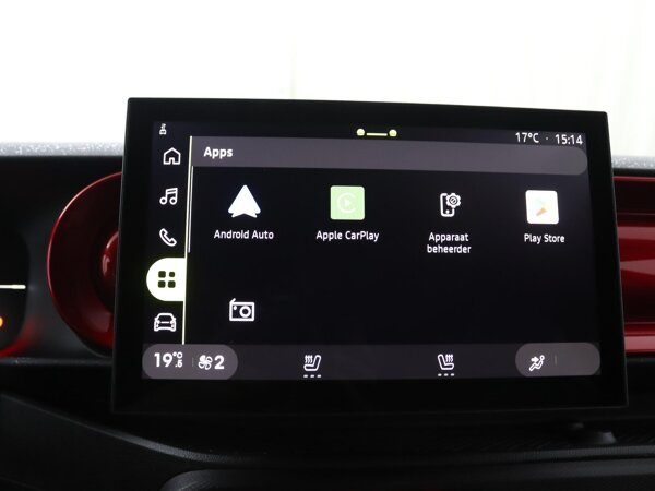 Apple Carplay/Android Auto Apple Carplay/Android Auto