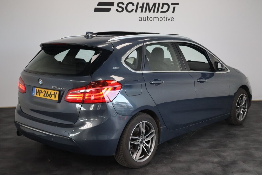 BMW 2 Serie Active Tourer 225xe High Executive Sportline | Panoramadak | LED | Leder - Afbeelding 3