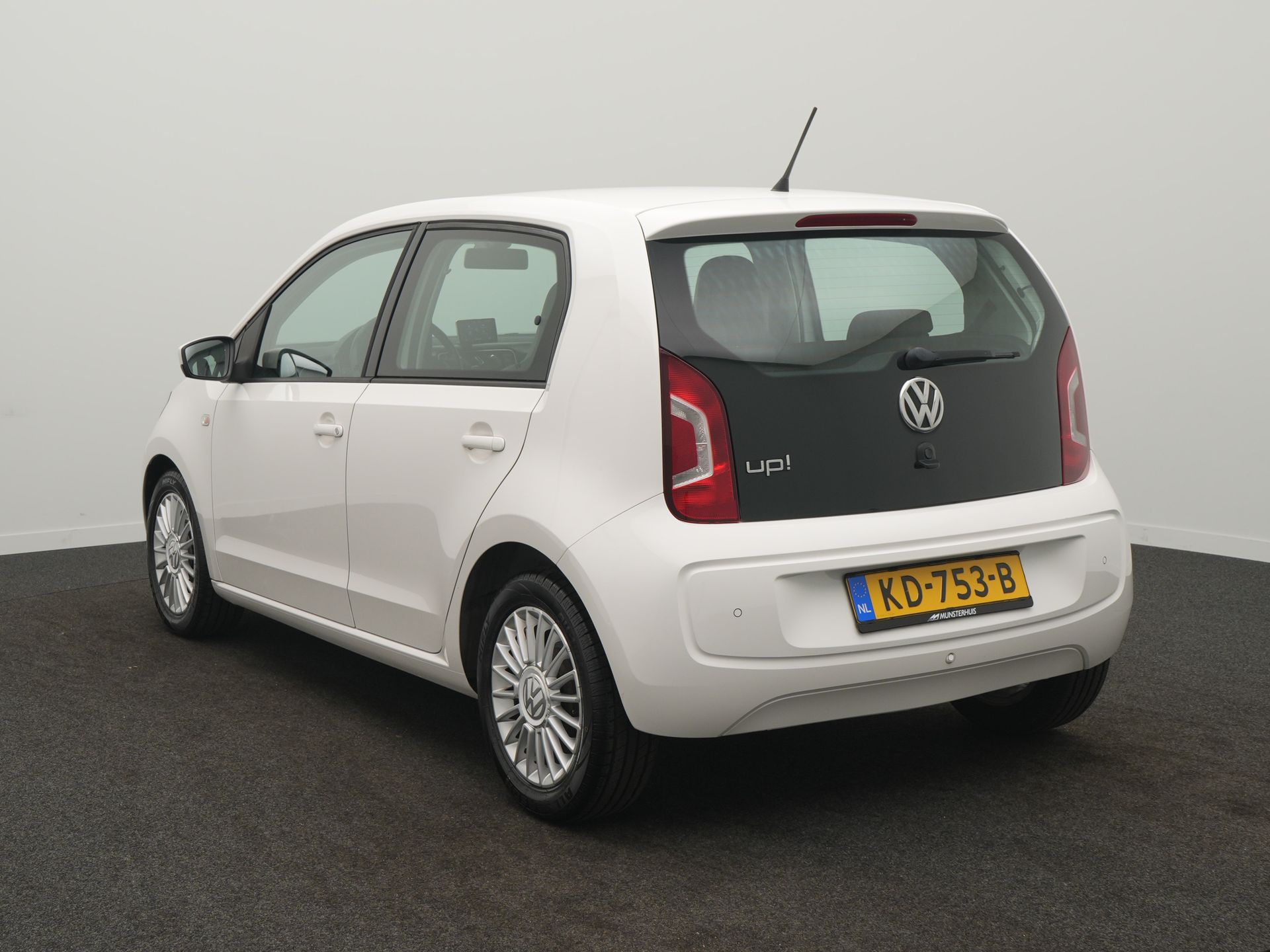 Volkswagen Up! 1.0 High Up! BlueMotion - Afbeelding 4