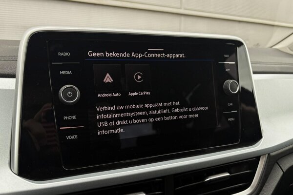 Apple Carplay/Android Auto