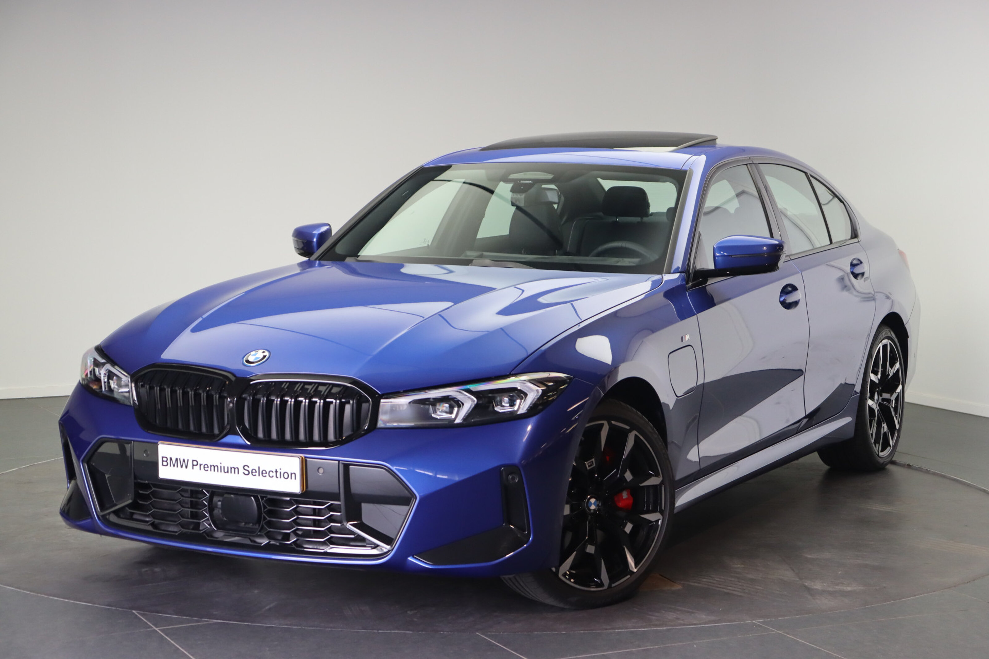 BMW 3 Serie 330e M Sport Automaat