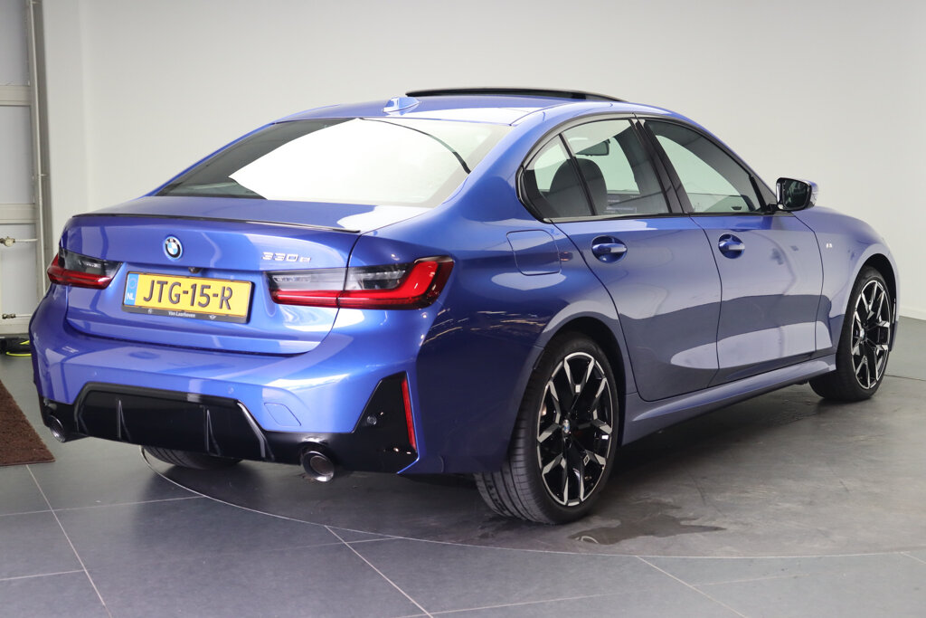 BMW 3 Serie 4