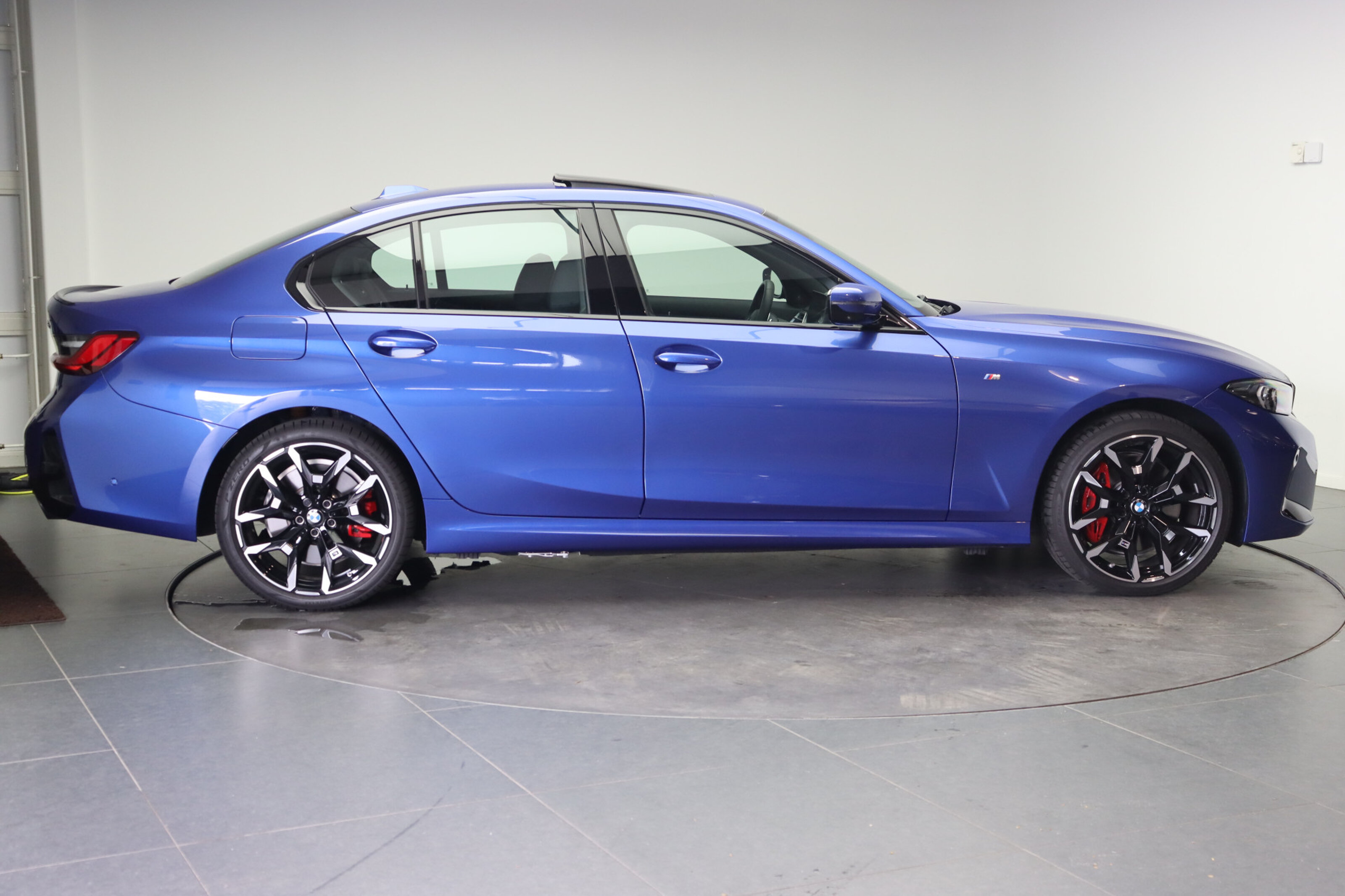 BMW 3 Serie 330e M Sport Automaat