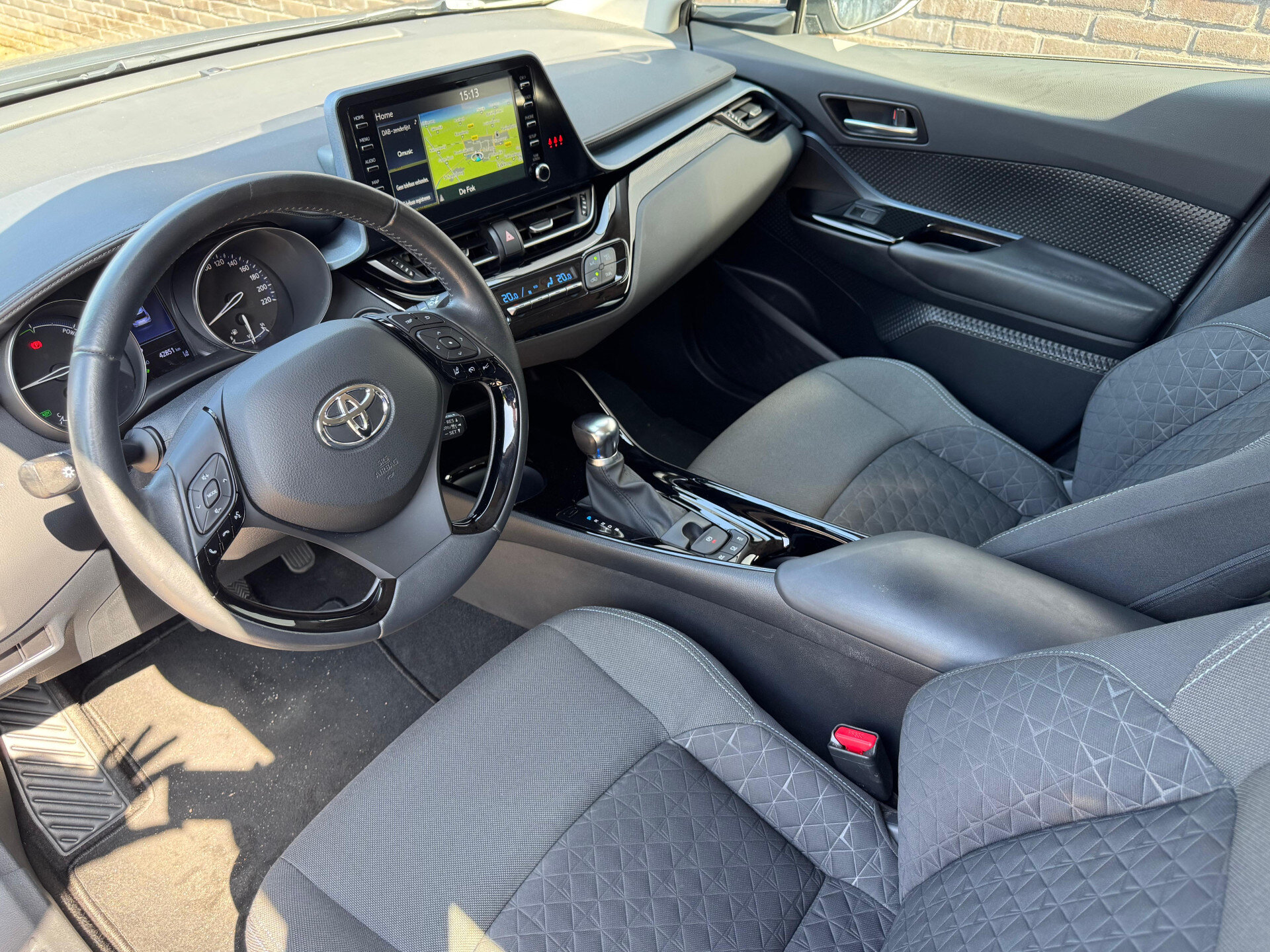 Toyota C-HR 1.8 Hybrid Dynamic - Afbeelding 4