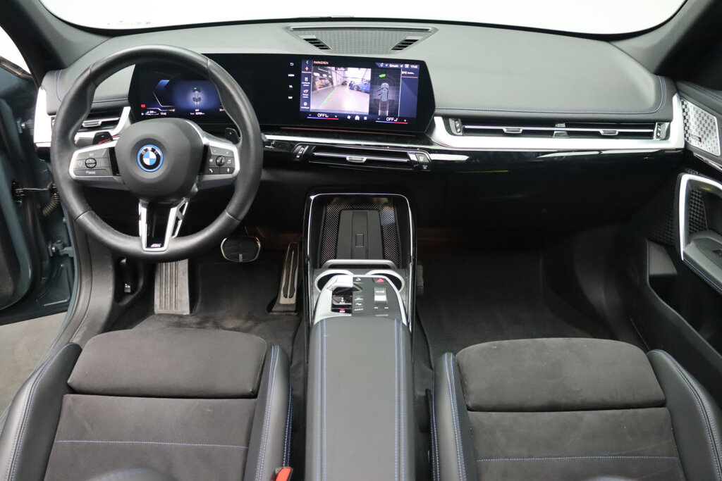 BMW X1 8