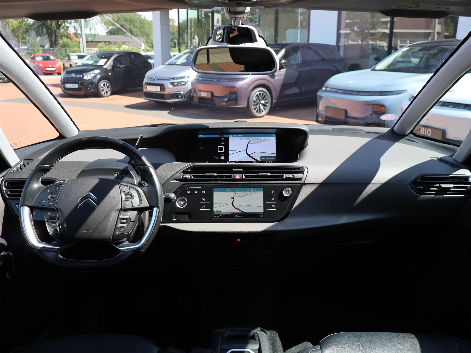 Citroën C4 Spacetourer PureTech 130PK S&S EAT8 Automaat Business, Rijklaarprijs | Leder | Trekhaak afn. | Camera | Navigatie - Afbeelding 5
