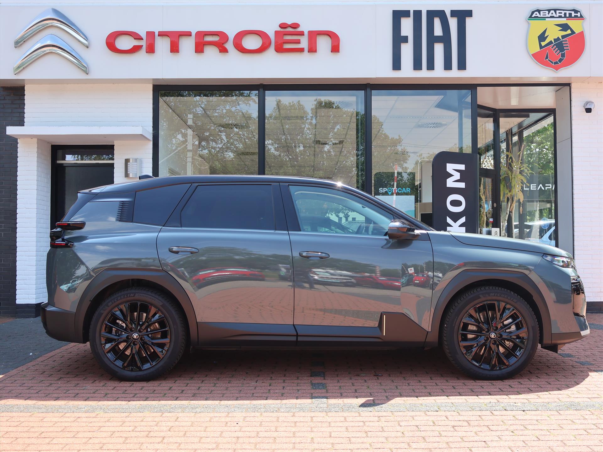 Citroën C5 Aircross 73 kWh Comfort range 210PK Automaat Max, Rijklaarprijs | Panoramadak | Camera | Trekhaak afn. - Afbeelding 3