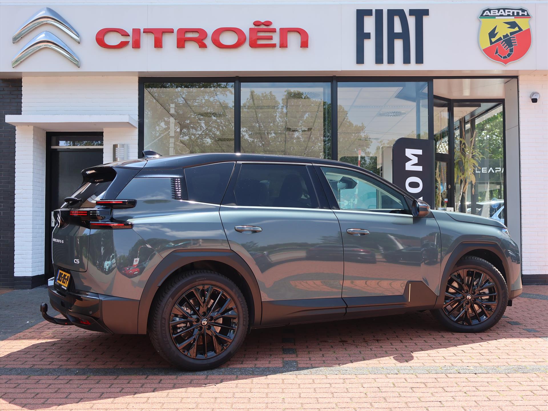 Citroën C5 Aircross 73 kWh Comfort range 210PK Automaat Max, Rijklaarprijs | Panoramadak | Camera | Trekhaak afn. - Afbeelding 5