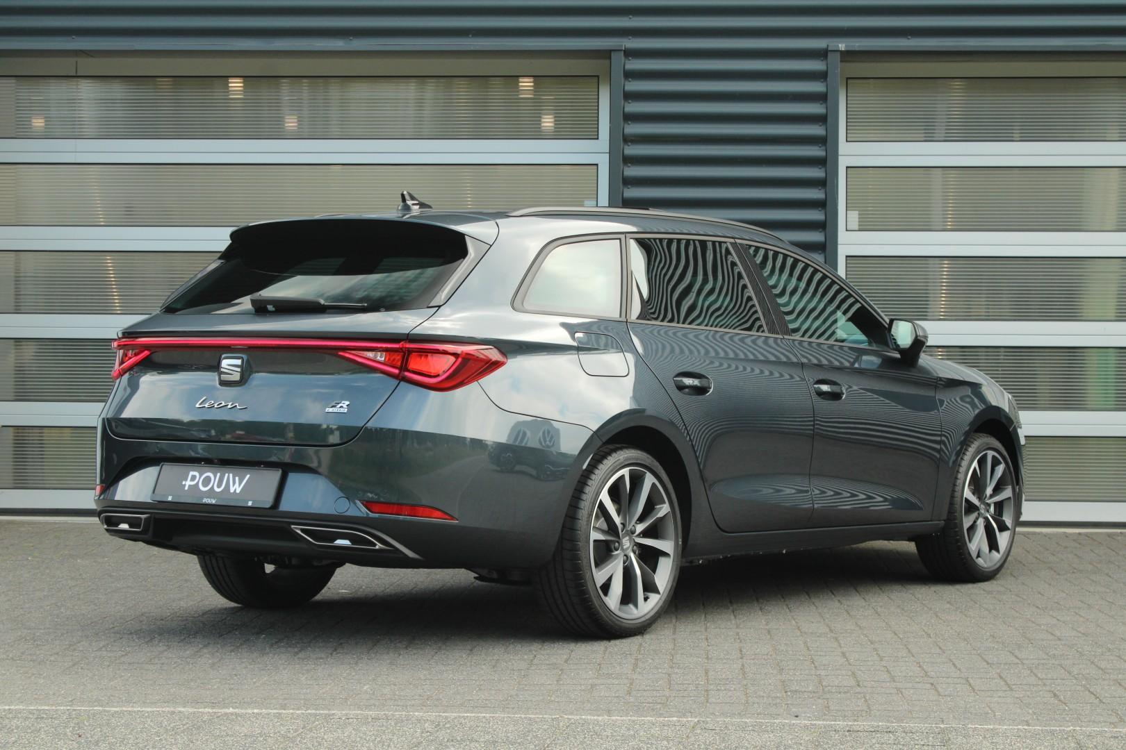 SEAT Leon Sportstourer 1.5 TSI 204pk DSG e-Hybrid FR Business