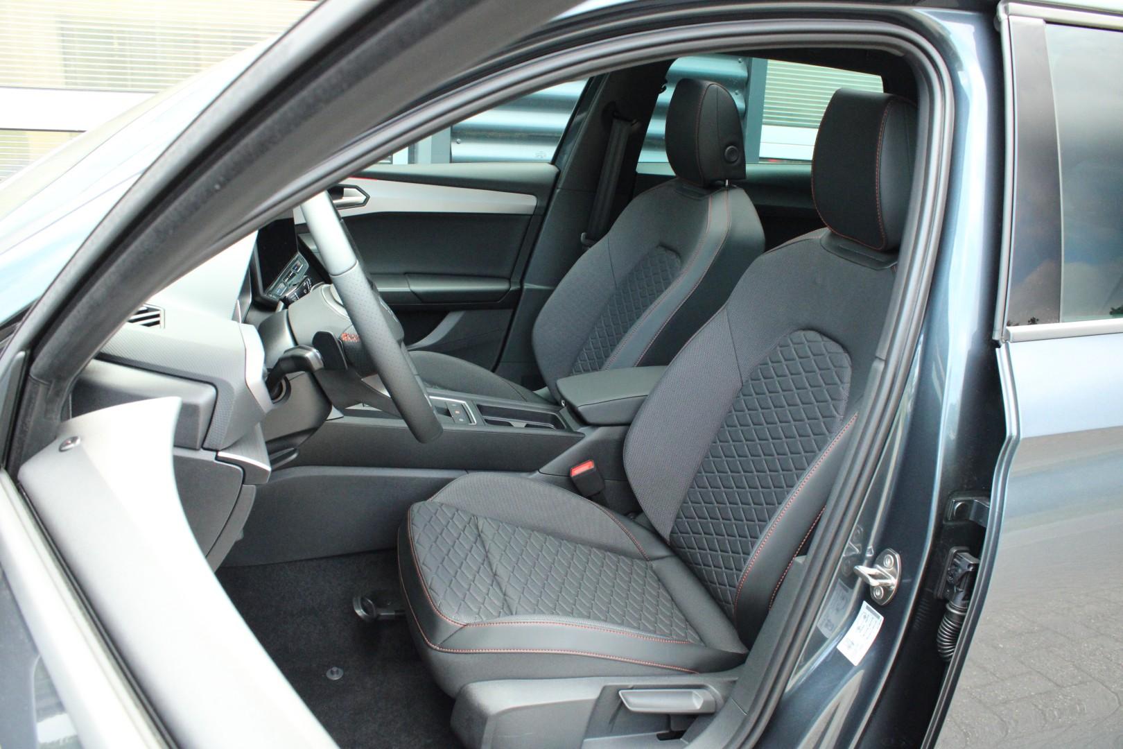 SEAT Leon Sportstourer 1.5 TSI 204pk DSG e-Hybrid FR Business - Afbeelding 4