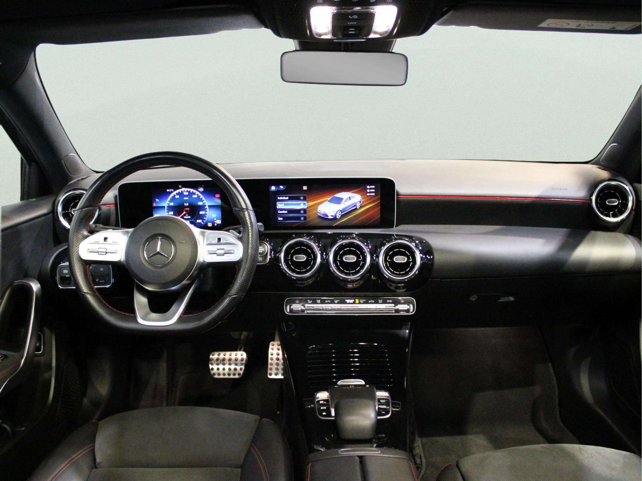 Mercedes-Benz A-Klasse Limousine 200 Launch Edition - Afbeelding 3