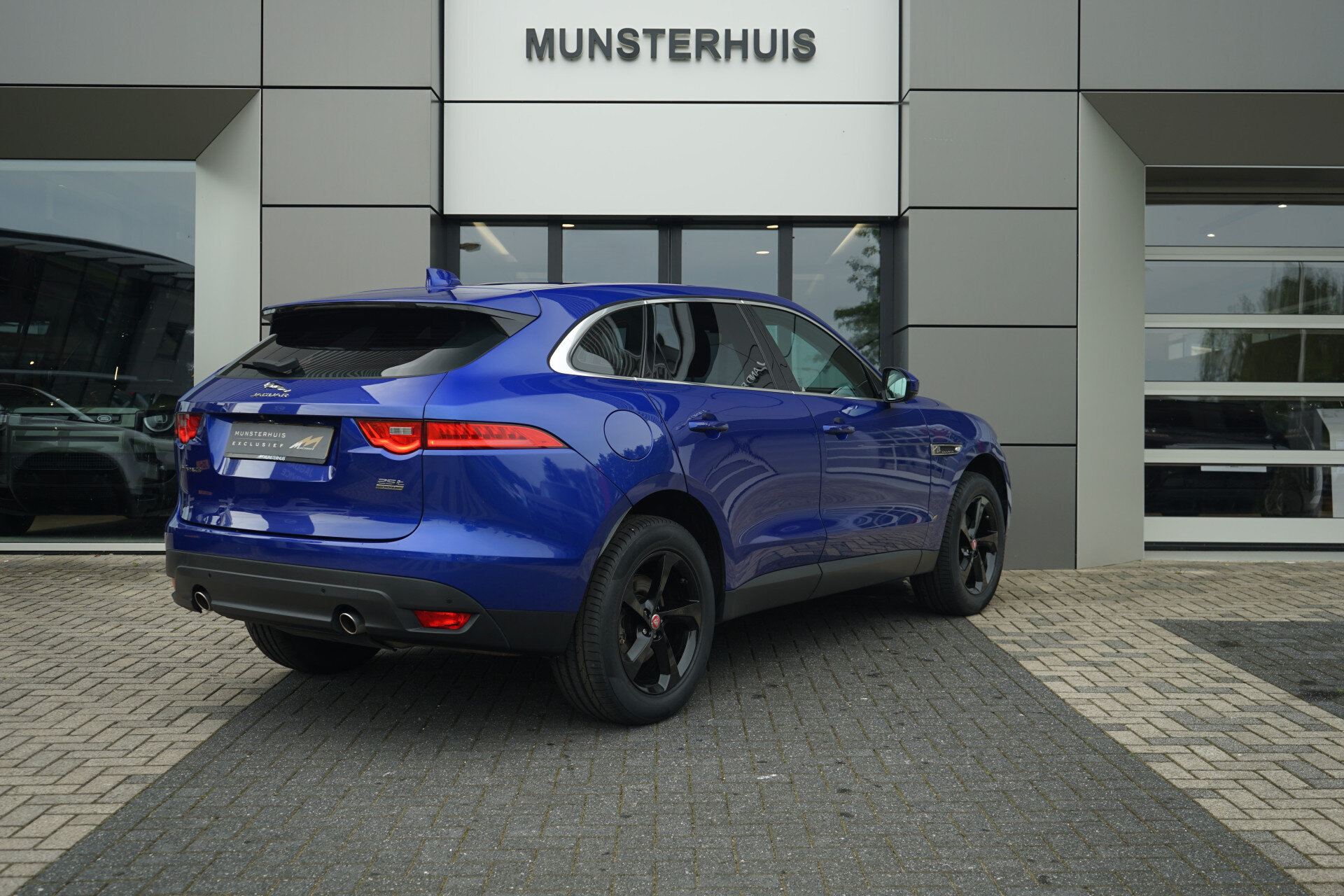 Jaguar F-PACE 2.0t AWD Pure - Afbeelding 2