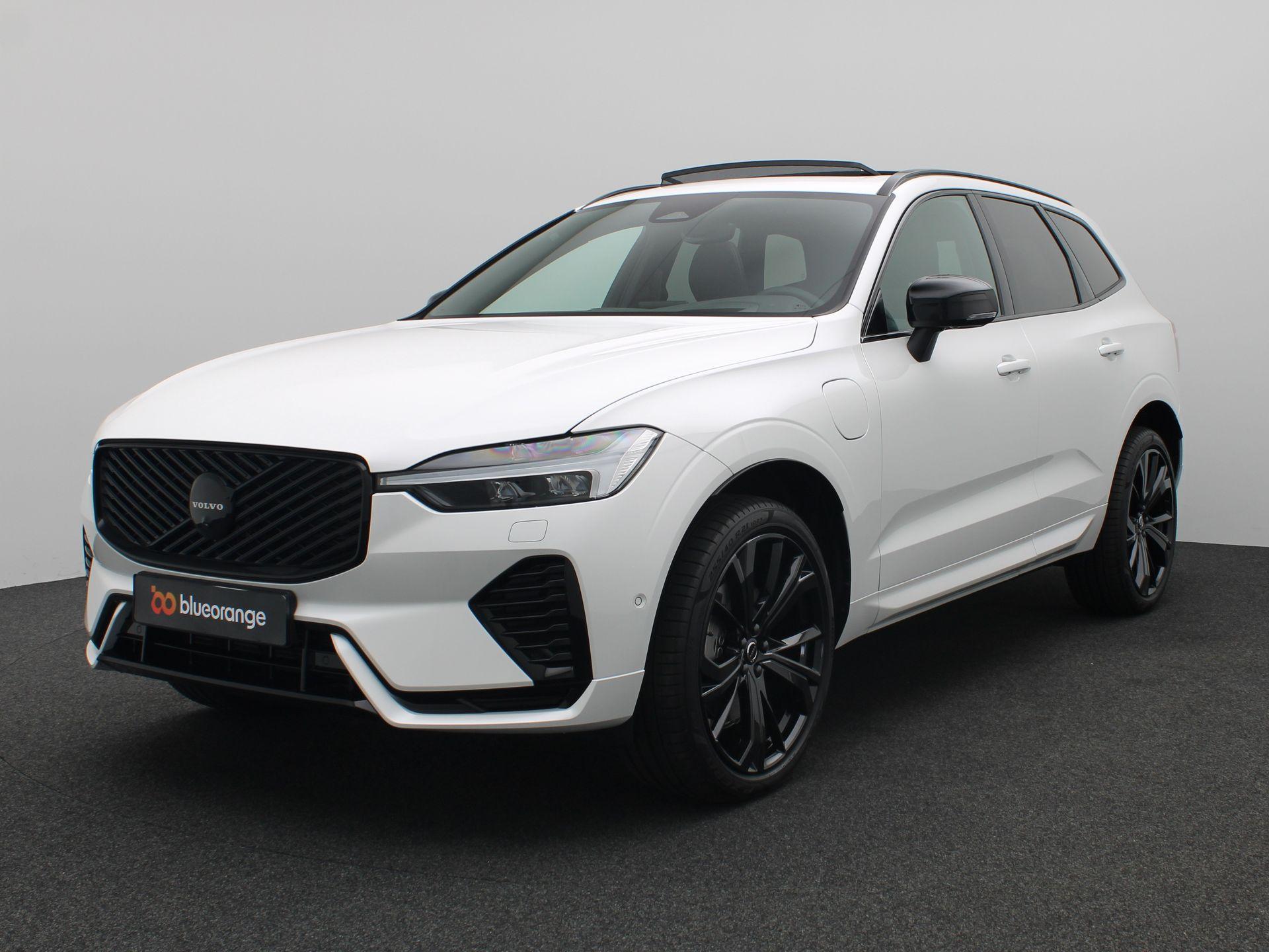 Volvo XC60 2.0 T6 Plug-in hybrid AWD Plus Black Edition 336PK
