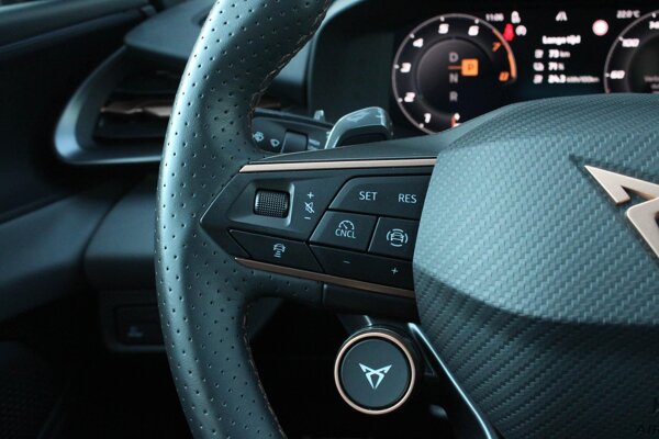 cruise control adaptief met Stop&Go en stuurhulp cruise control adaptief met Stop&Go en stuurhulp