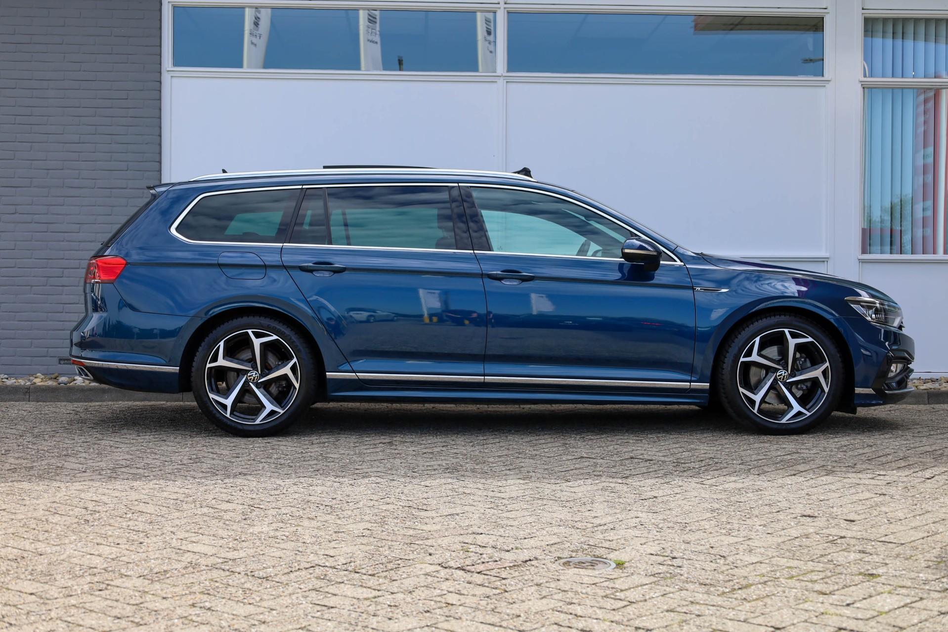 Volkswagen Passat Variant 1.5 TSI 150pk DSG R-Line Business + - Afbeelding 3