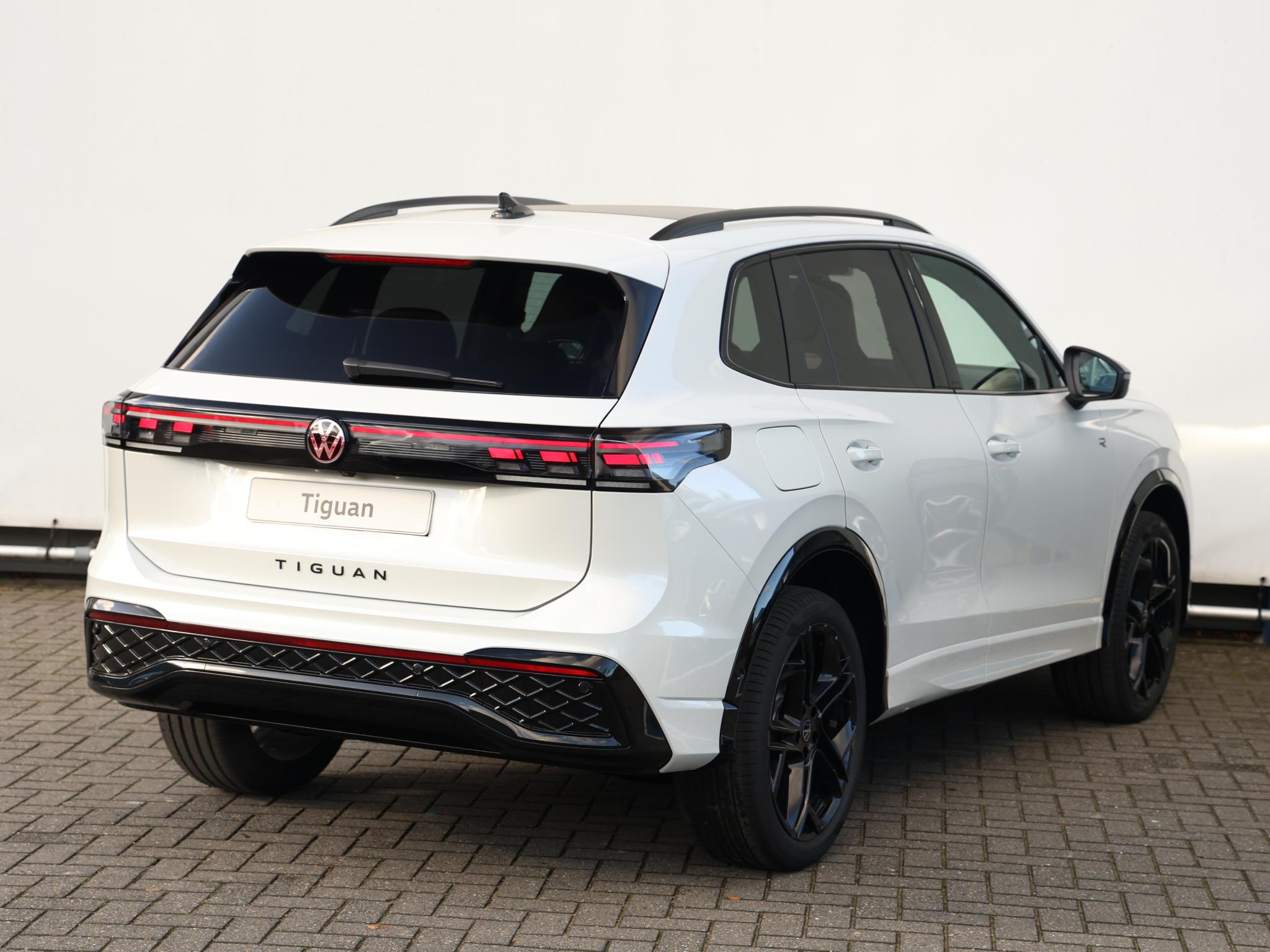 Volkswagen Tiguan R-Line Edition 1.5 eHybrid 200 kW / 272 PK SUV 6 v - Afbeelding 5