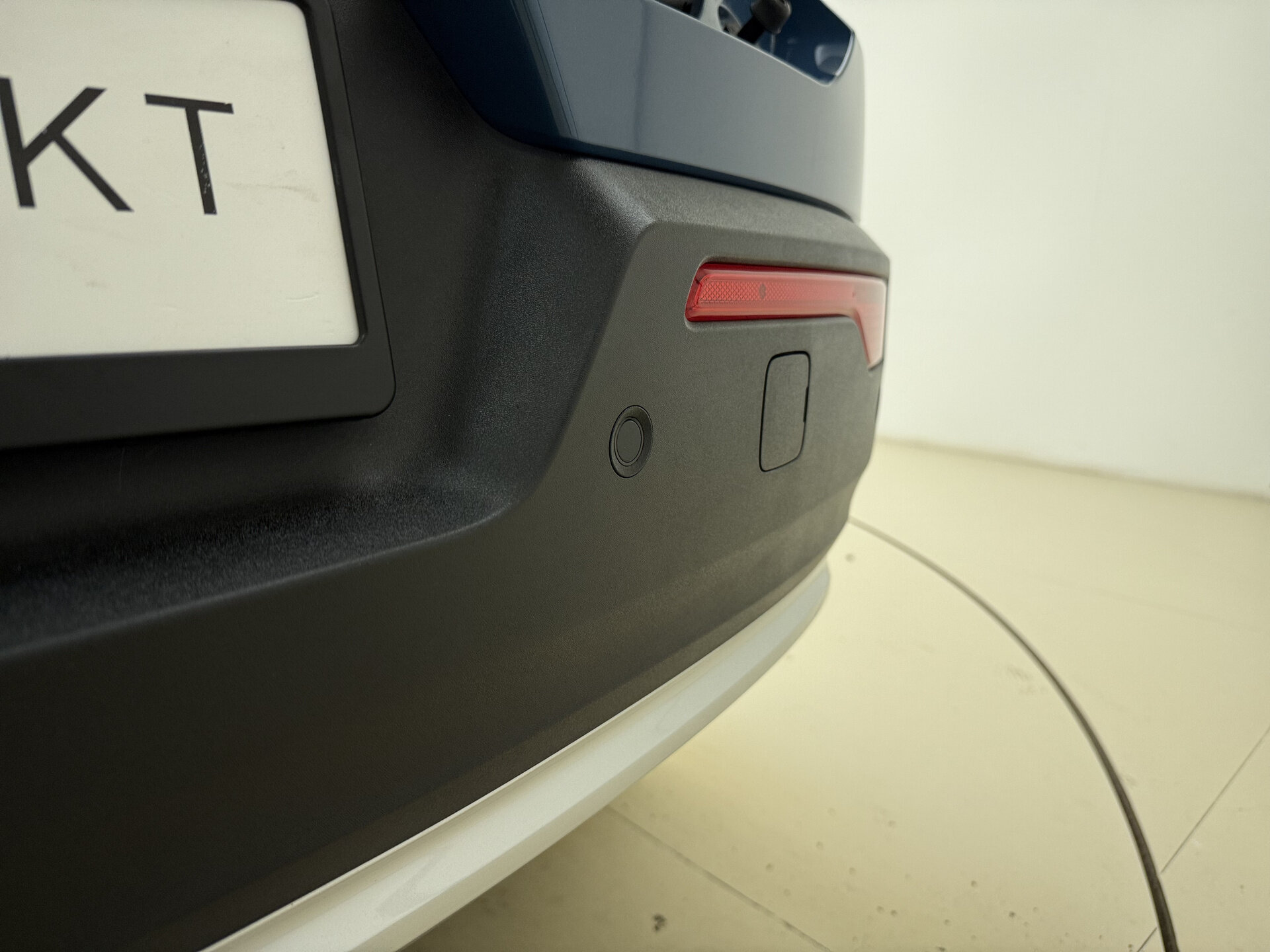 Volvo XC40 B3 177pk Automaat Core - Afbeelding 2