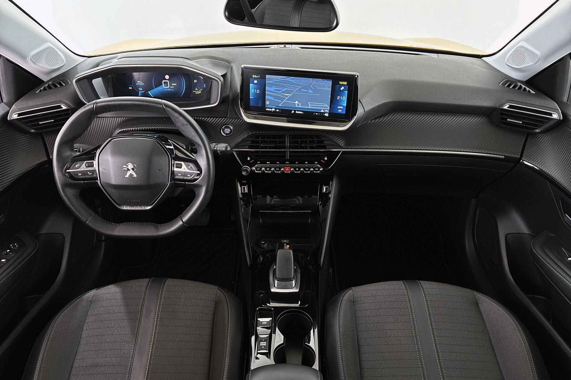 Peugeot e-208