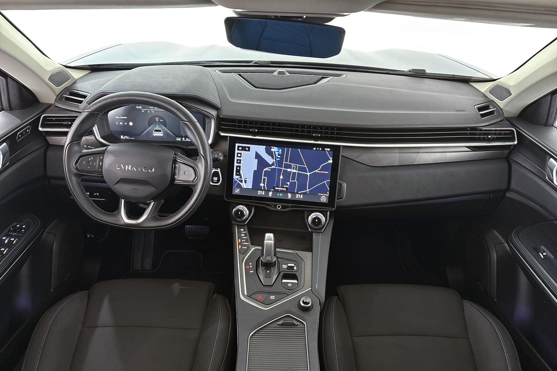 Lynk & Co 01