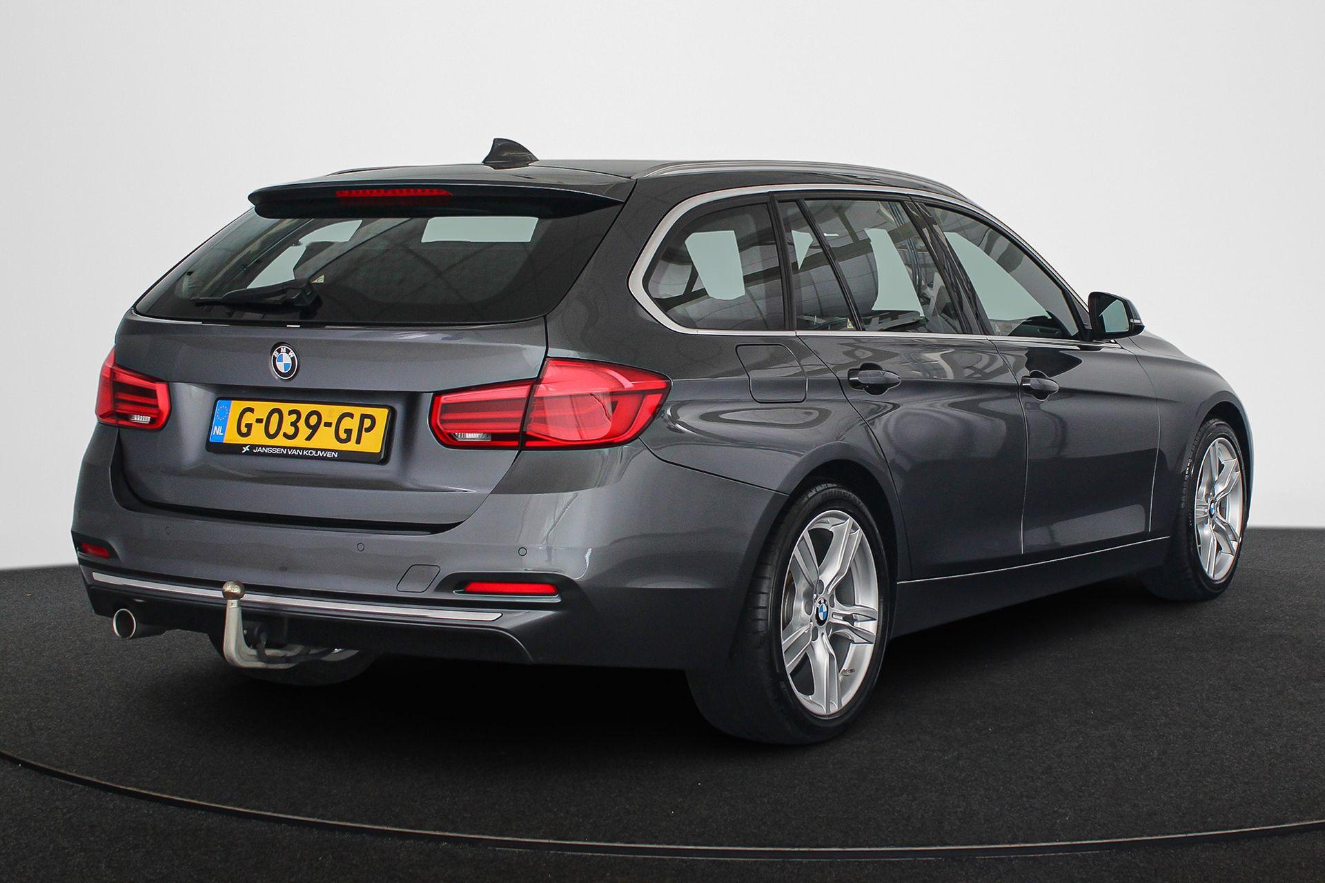 BMW 3 Serie Touring 318i Luxury Edition - Afbeelding 3