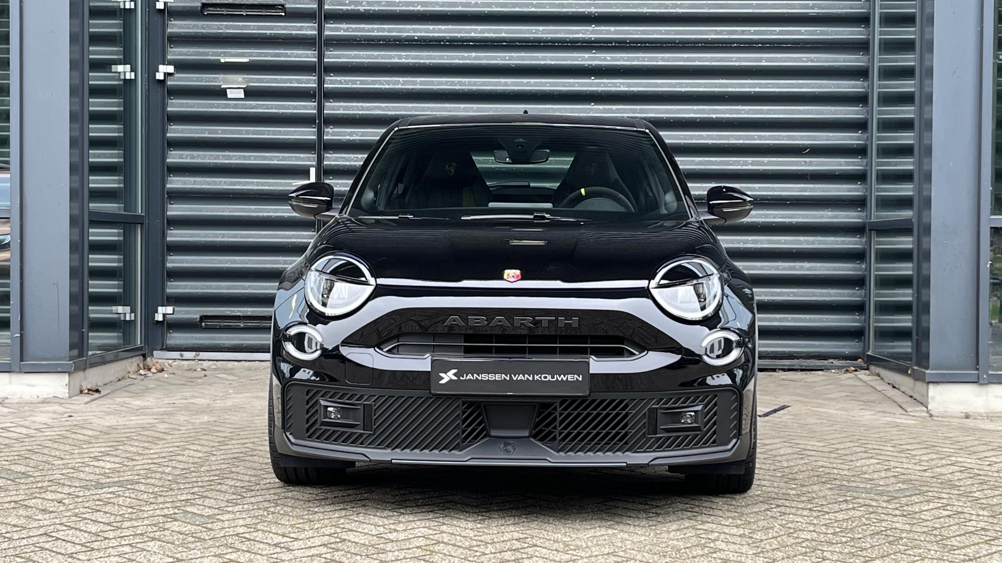 Abarth 600e Abarth Turismo 54 kWh - Afbeelding 5