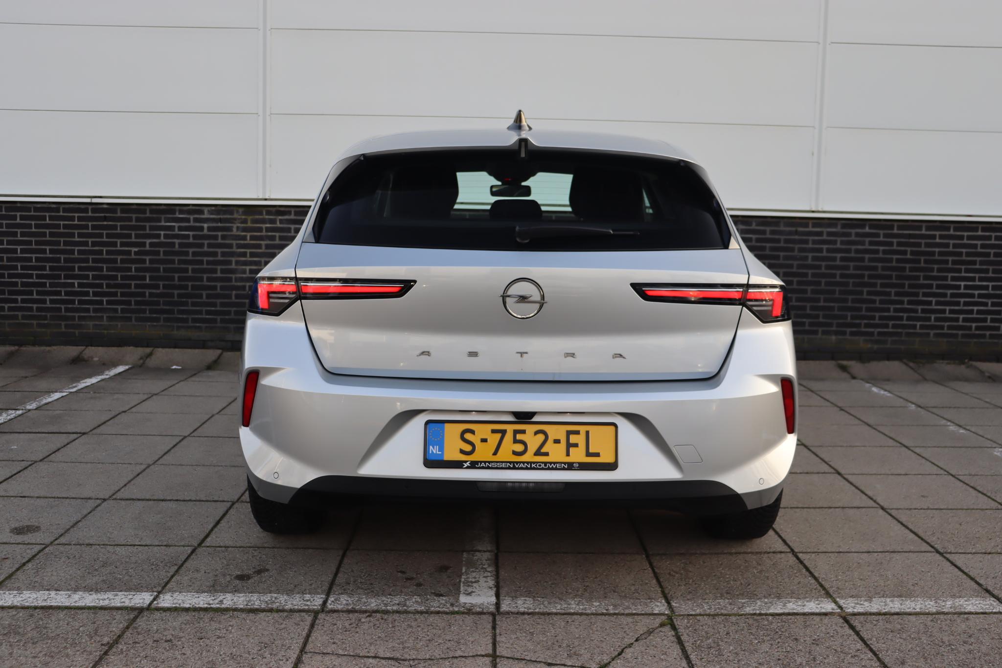 Opel Astra 1.2T 110PK Edition - Afbeelding 5