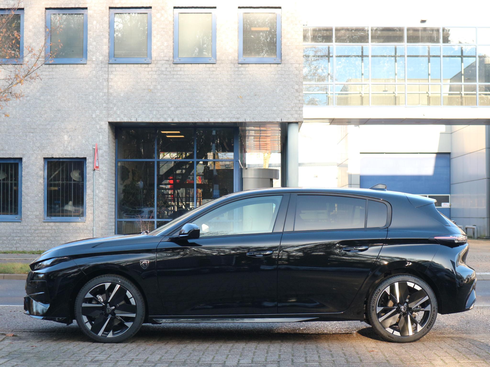 Peugeot 308 1.2 Hybrid 145 e-DCS6 GT - Afbeelding 2