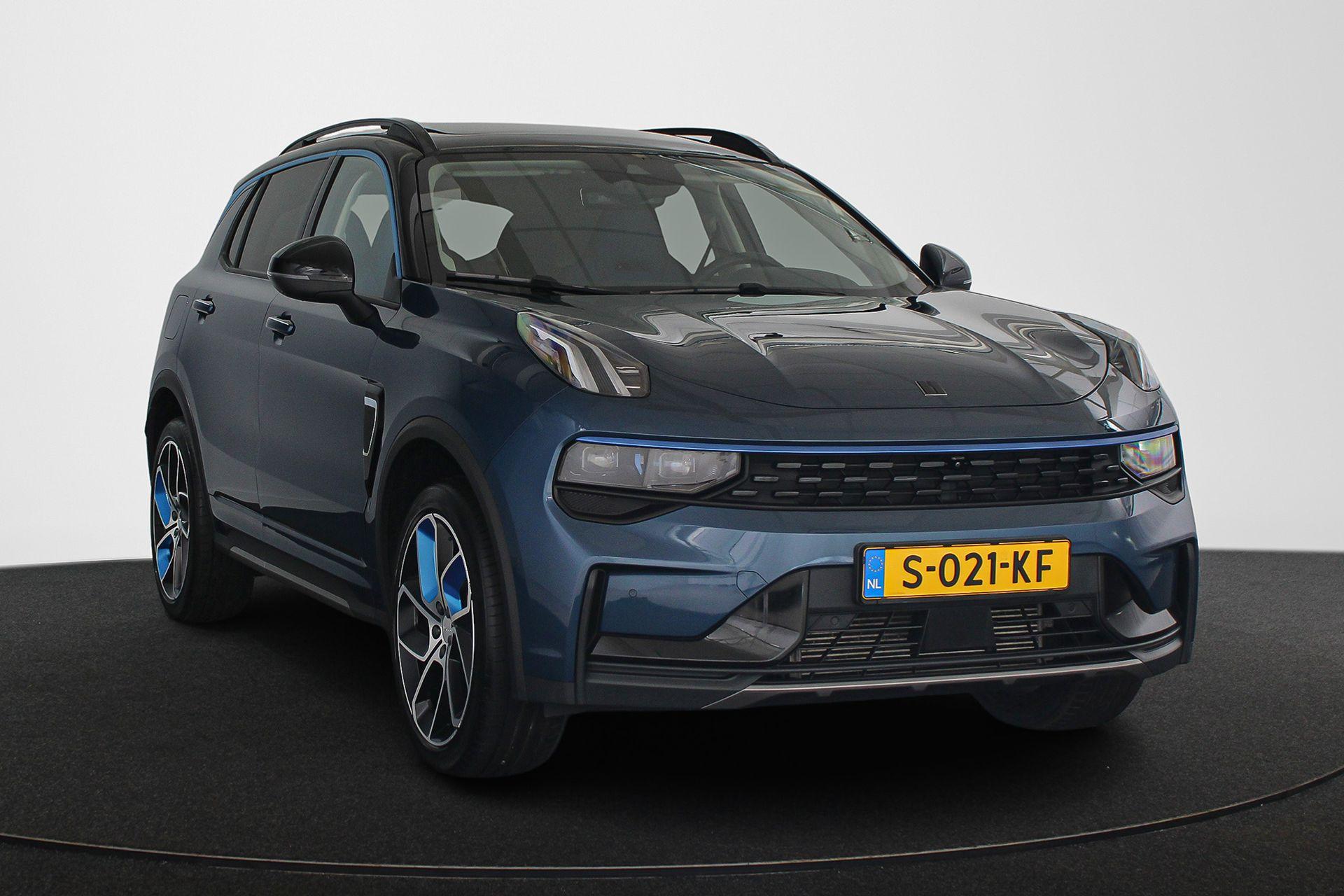 Lynk & Co 01