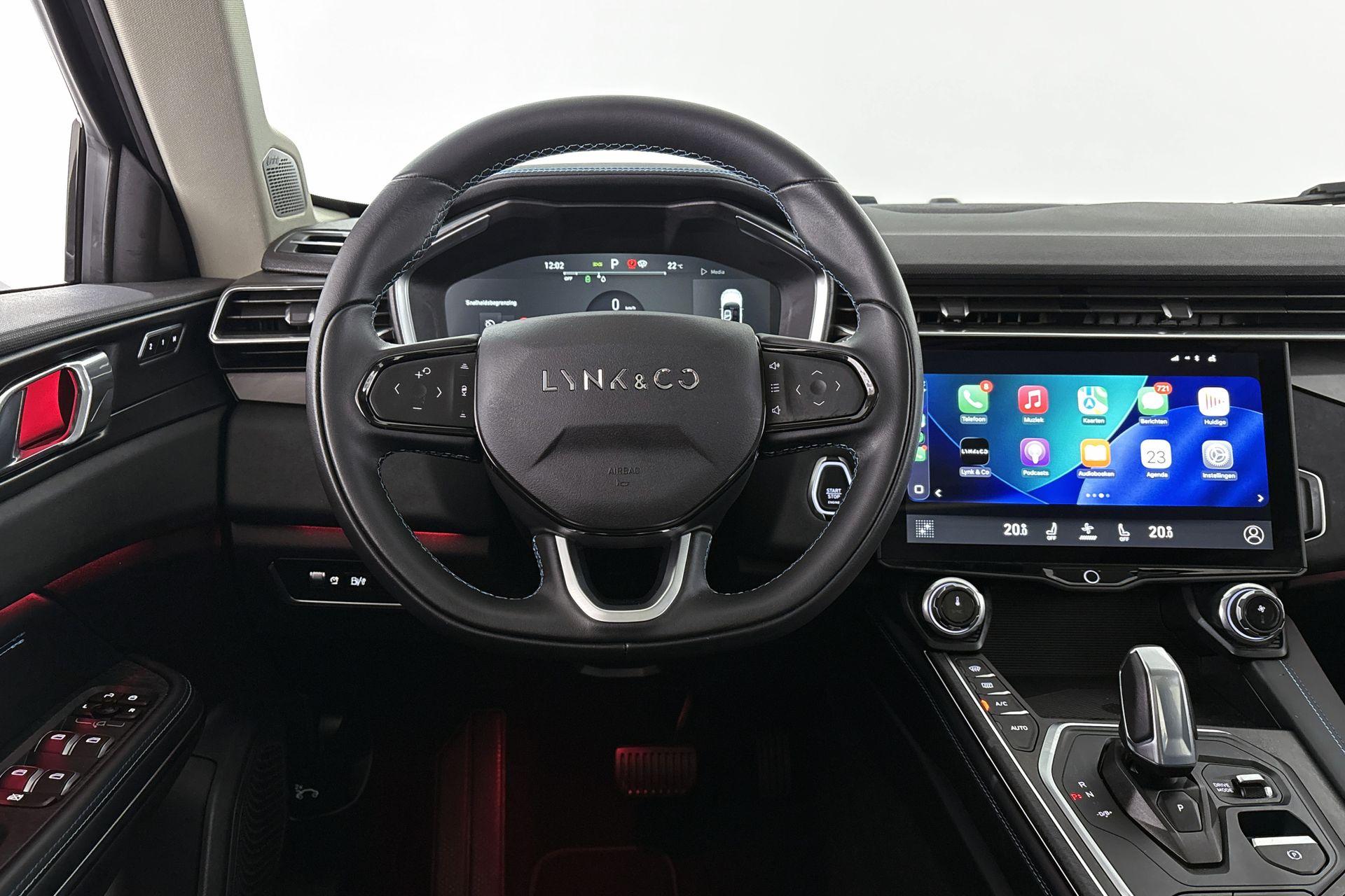 Lynk & Co 01
