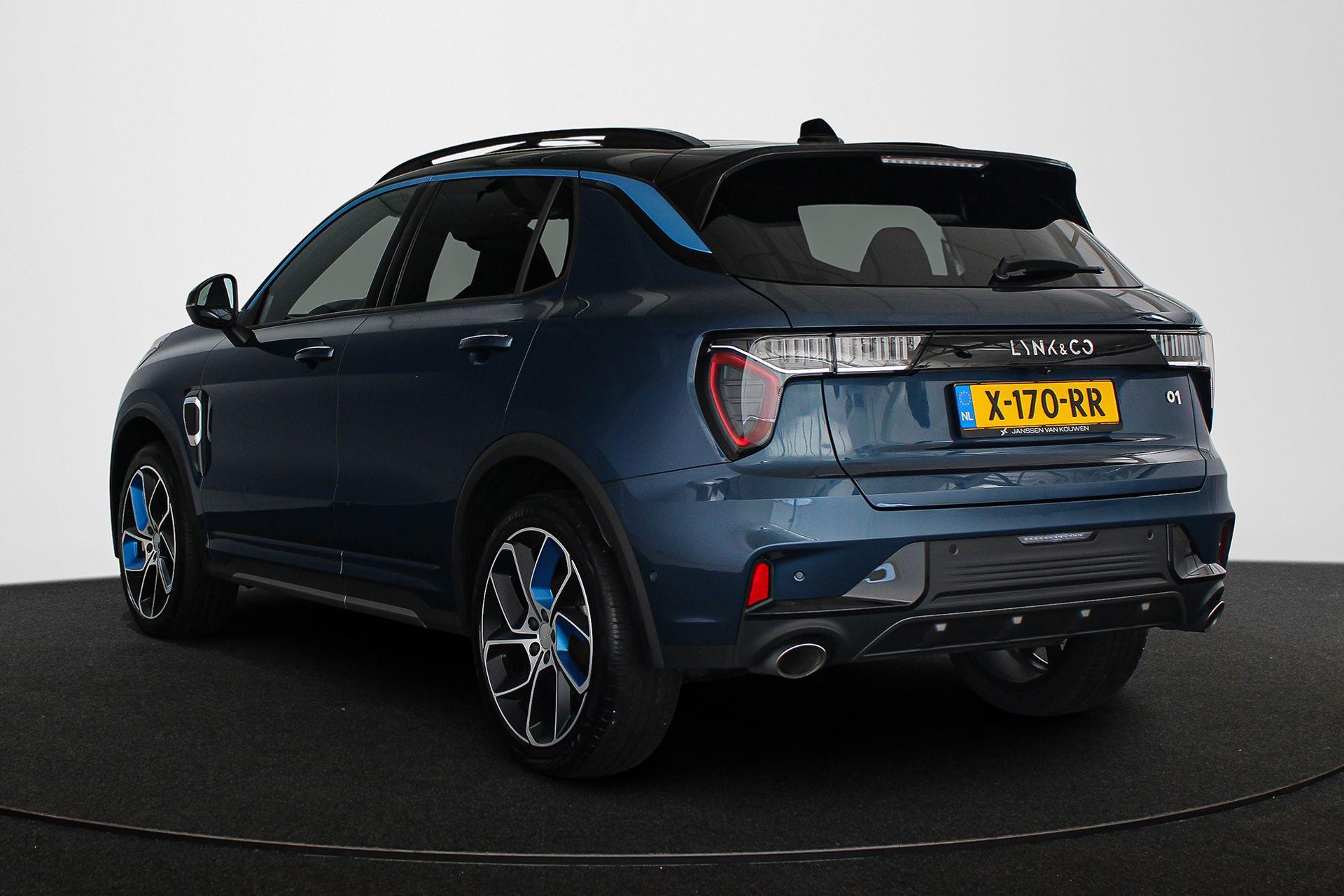 Lynk & Co 01