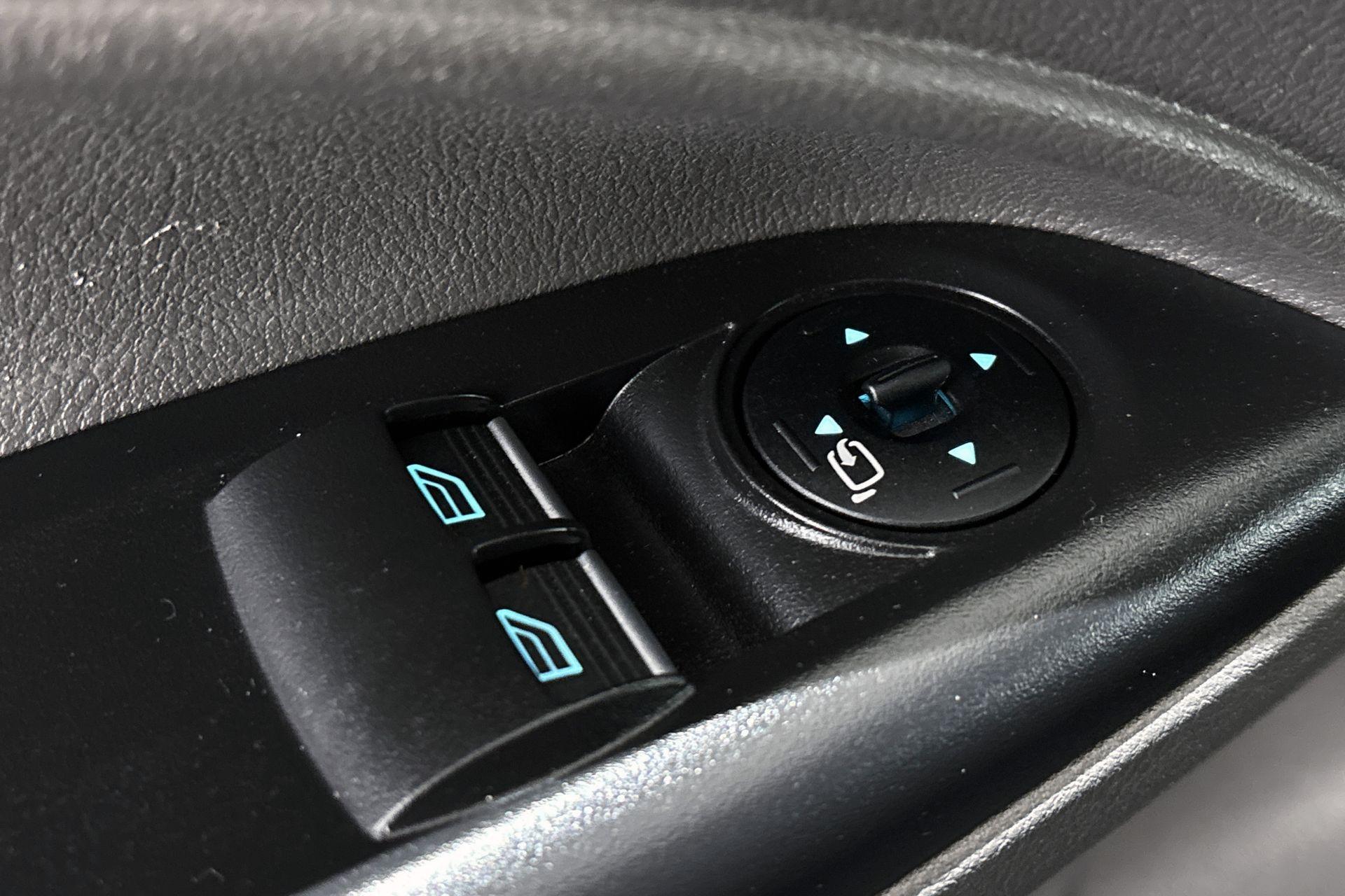Ford Transit Connect (28)
