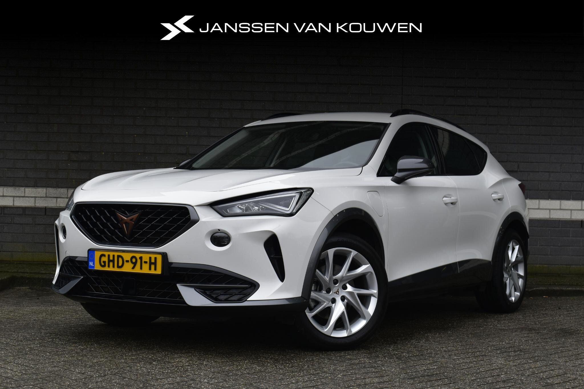 CUPRA Formentor 1.4 e-Hybrid Business