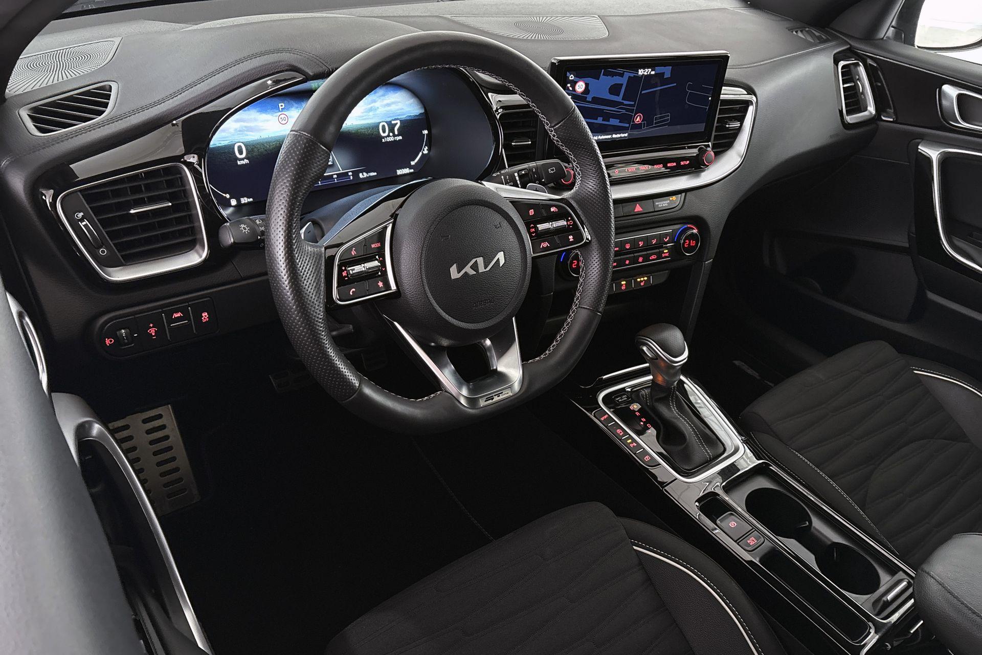Kia Proceed