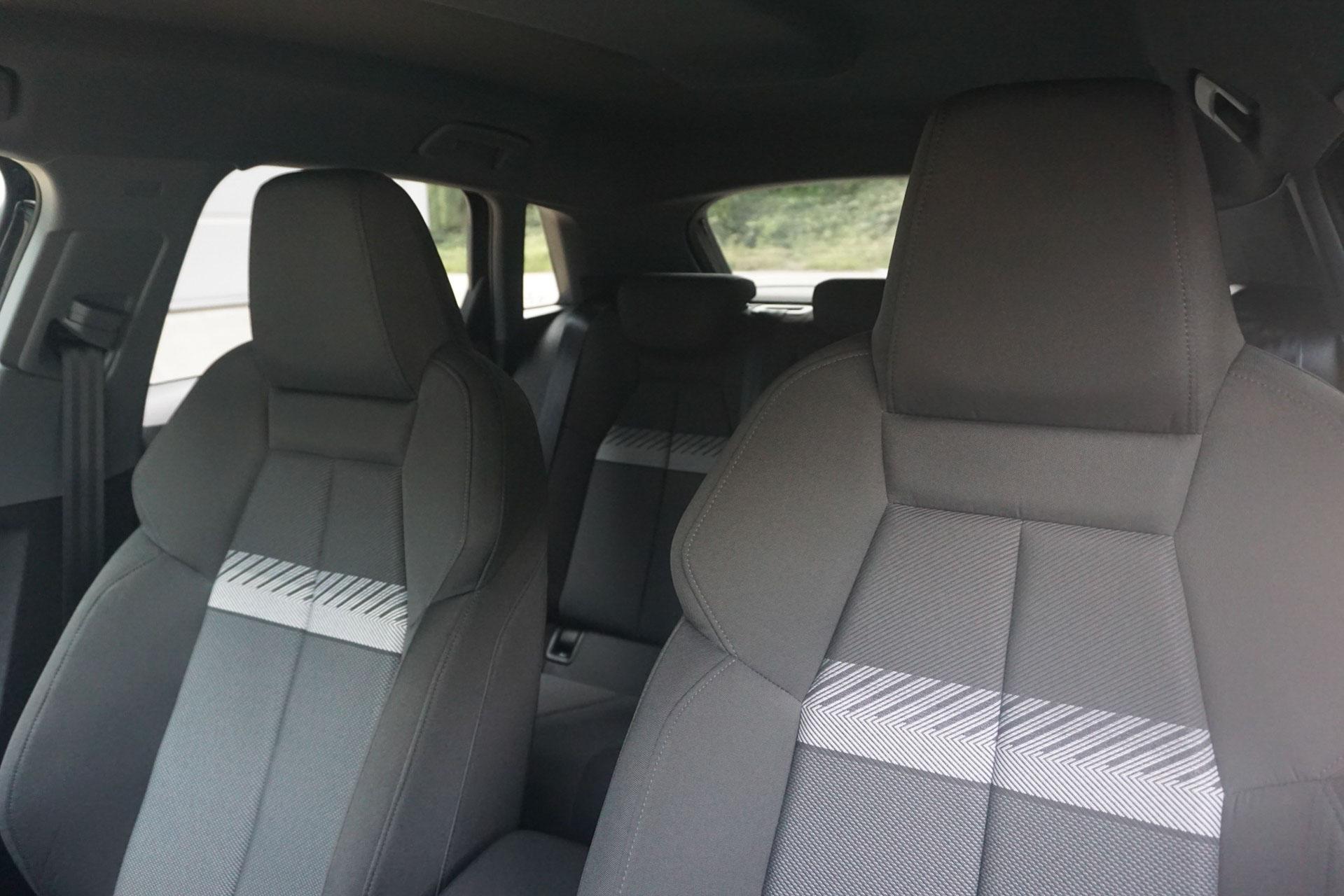 Audi A3 Sportback 30 TFSI 110pk S-tronic Business Edition - Afbeelding 4