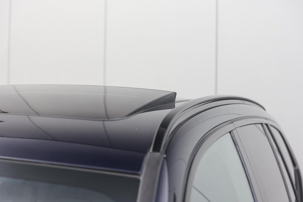 BMW iX3 4
