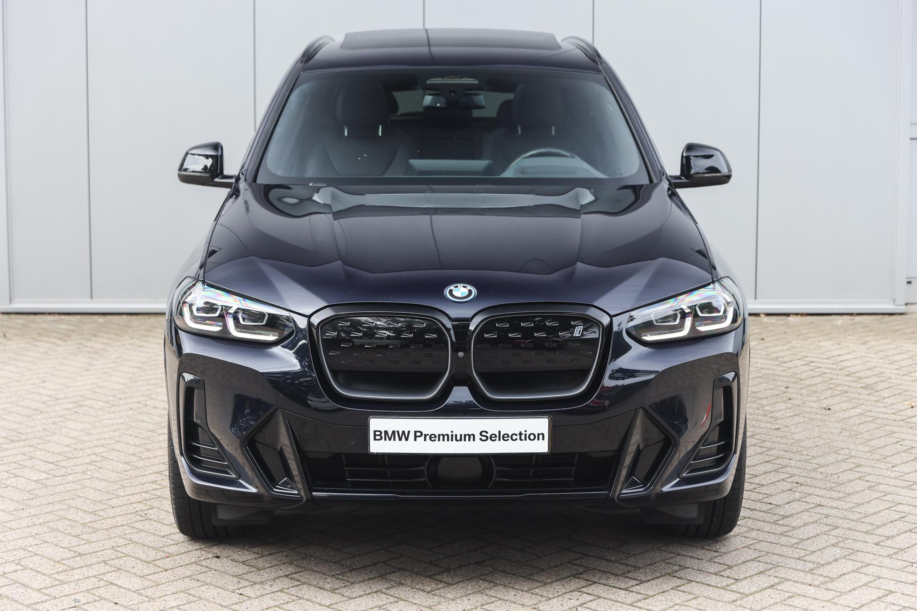 BMW iX3 6