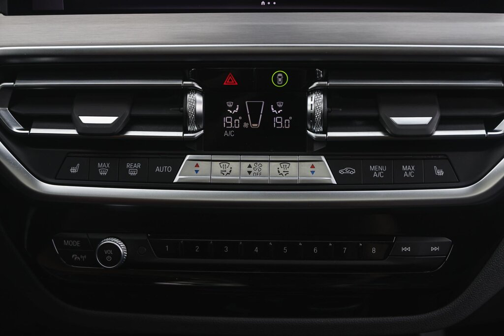 BMW iX3 20