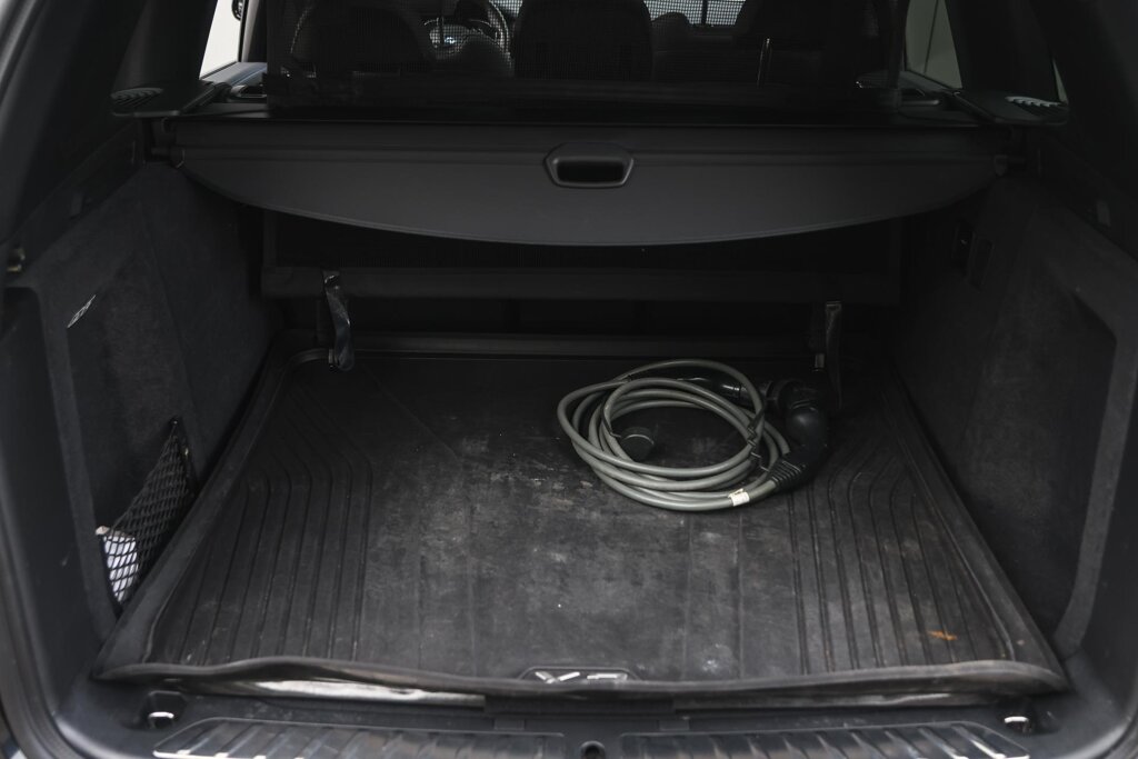 BMW iX3 38
