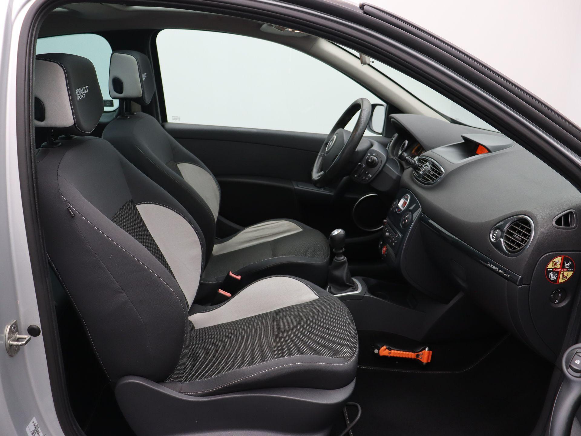 Renault Clio 2.0 RS - Afbeelding 5