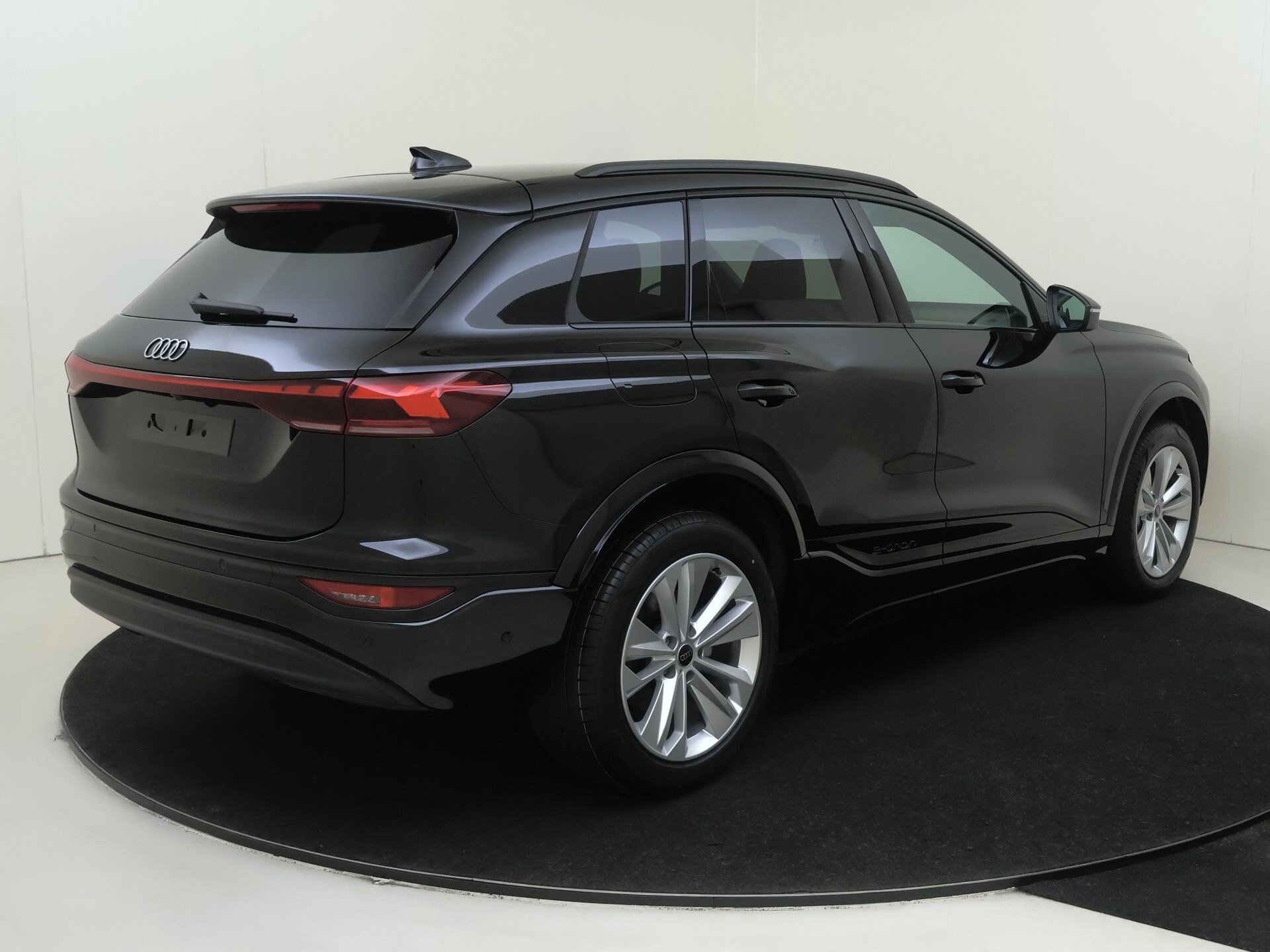 Audi Q6 e-tron Advanced edition - Afbeelding 2