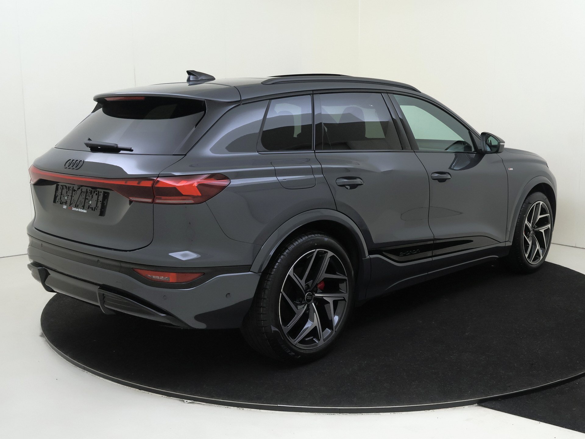 Audi Q6 e-tron S edition - Afbeelding 2