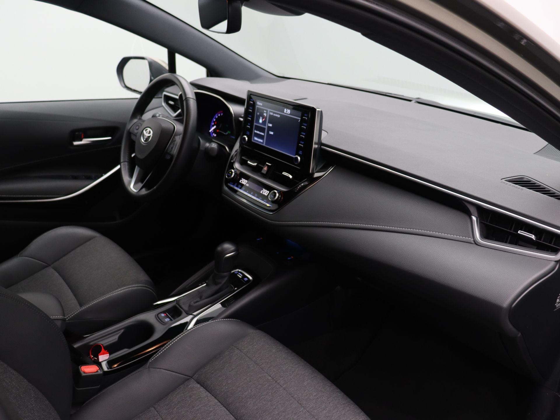 Toyota Corolla Touring Sports 1.8 Hybrid Dynamic - Afbeelding 11