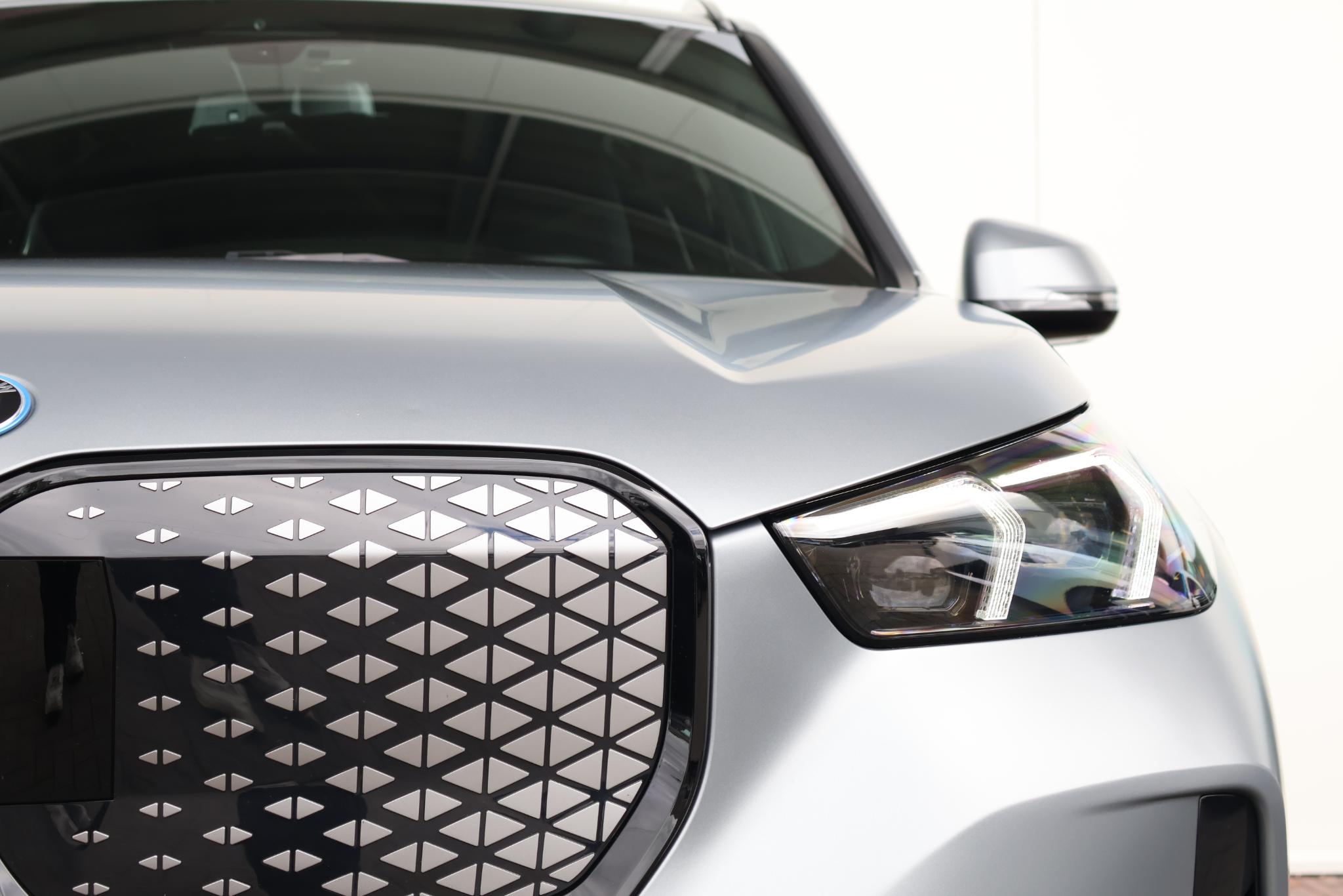 BMW iX1 eDrive20 67 kWh M Sport Edition - Afbeelding 3