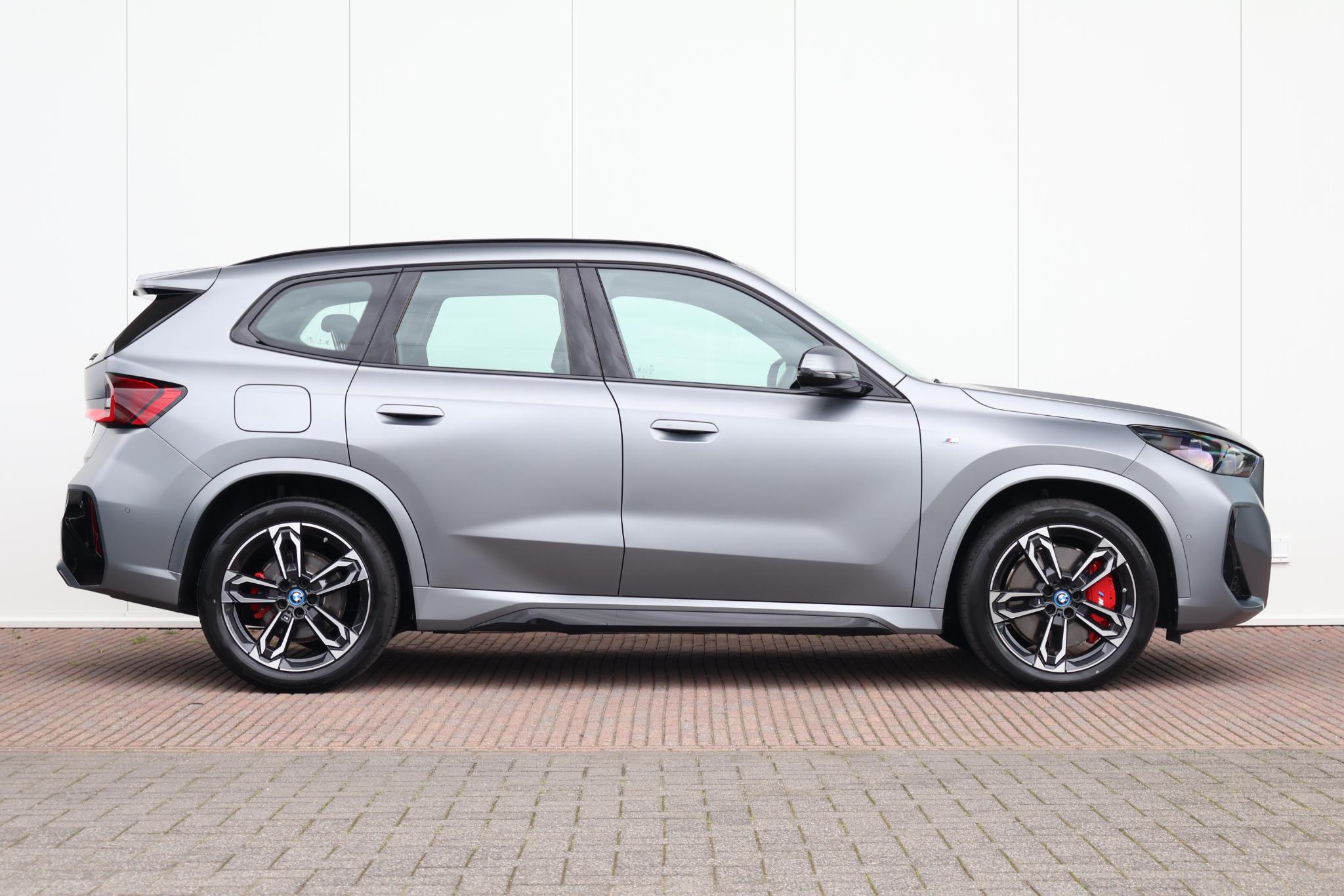 BMW iX1 eDrive20 67 kWh M Sport Edition - Afbeelding 5
