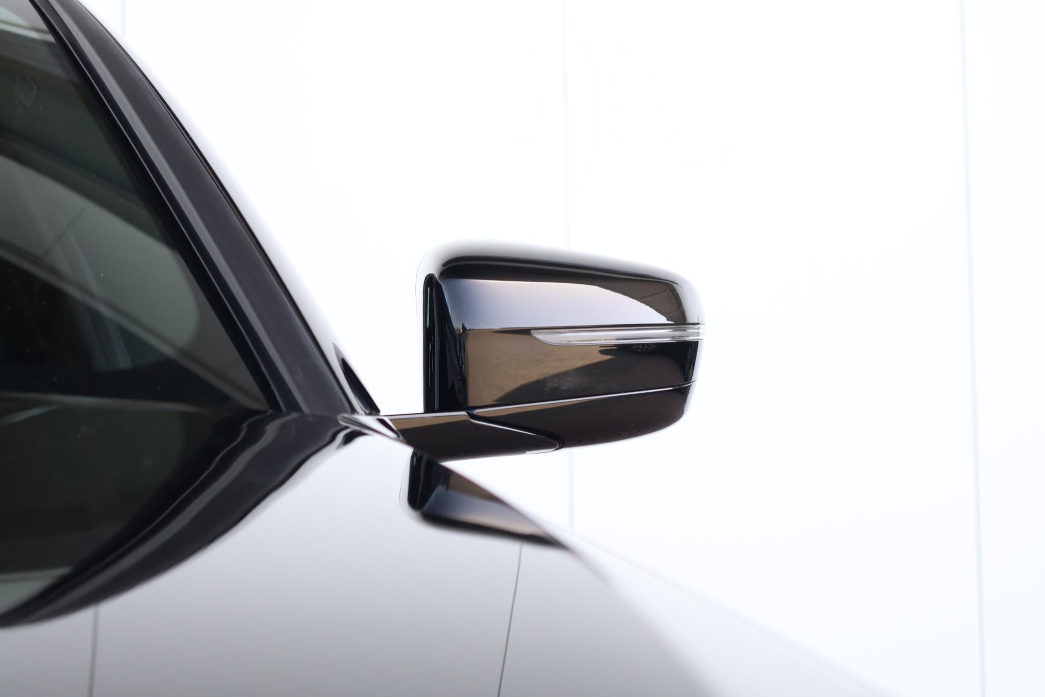 BMW 3-serie Touring 330e - Afbeelding 4