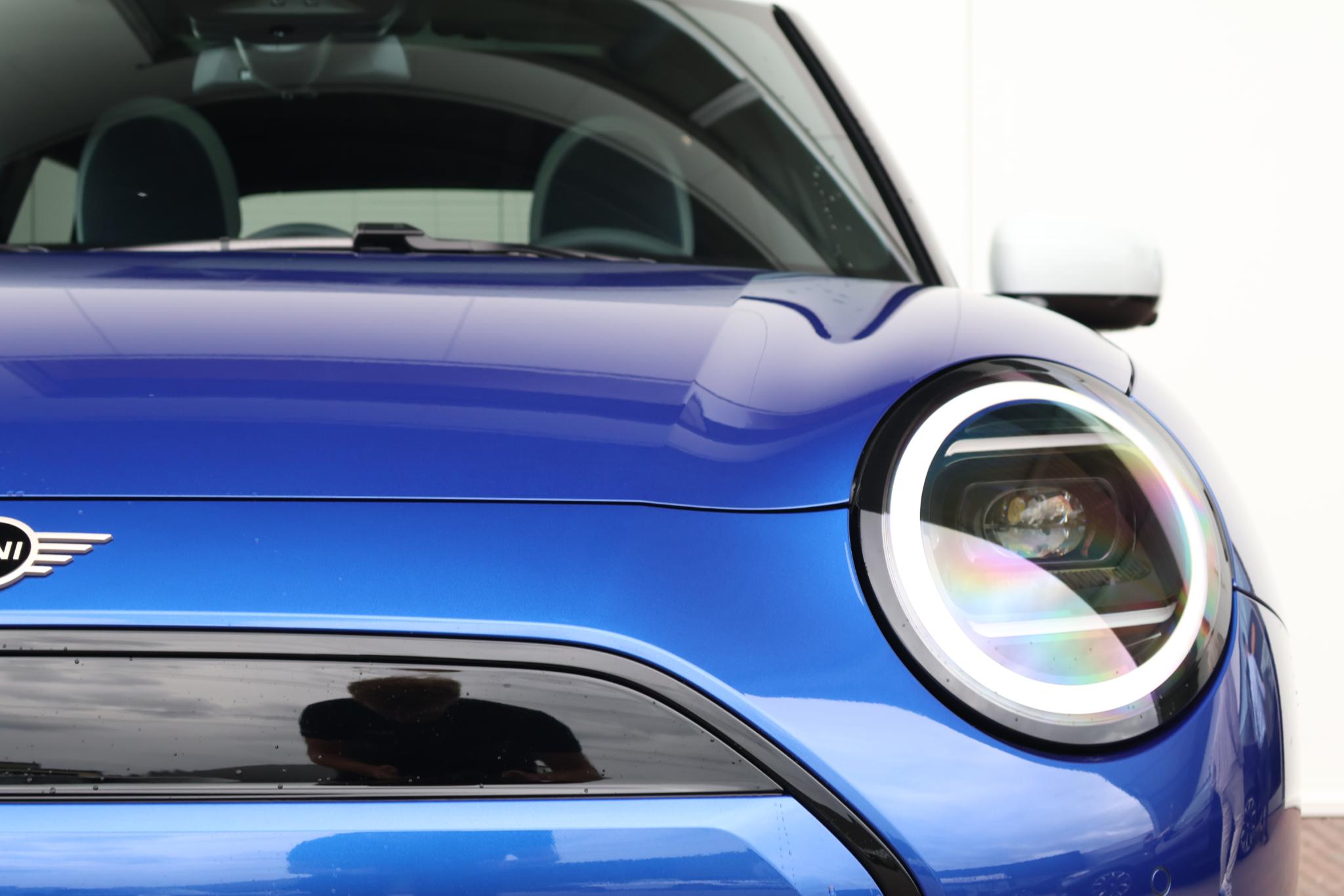 MINI 3-Deurs Cooper E Favoured L 40.7 kWh - Afbeelding 3
