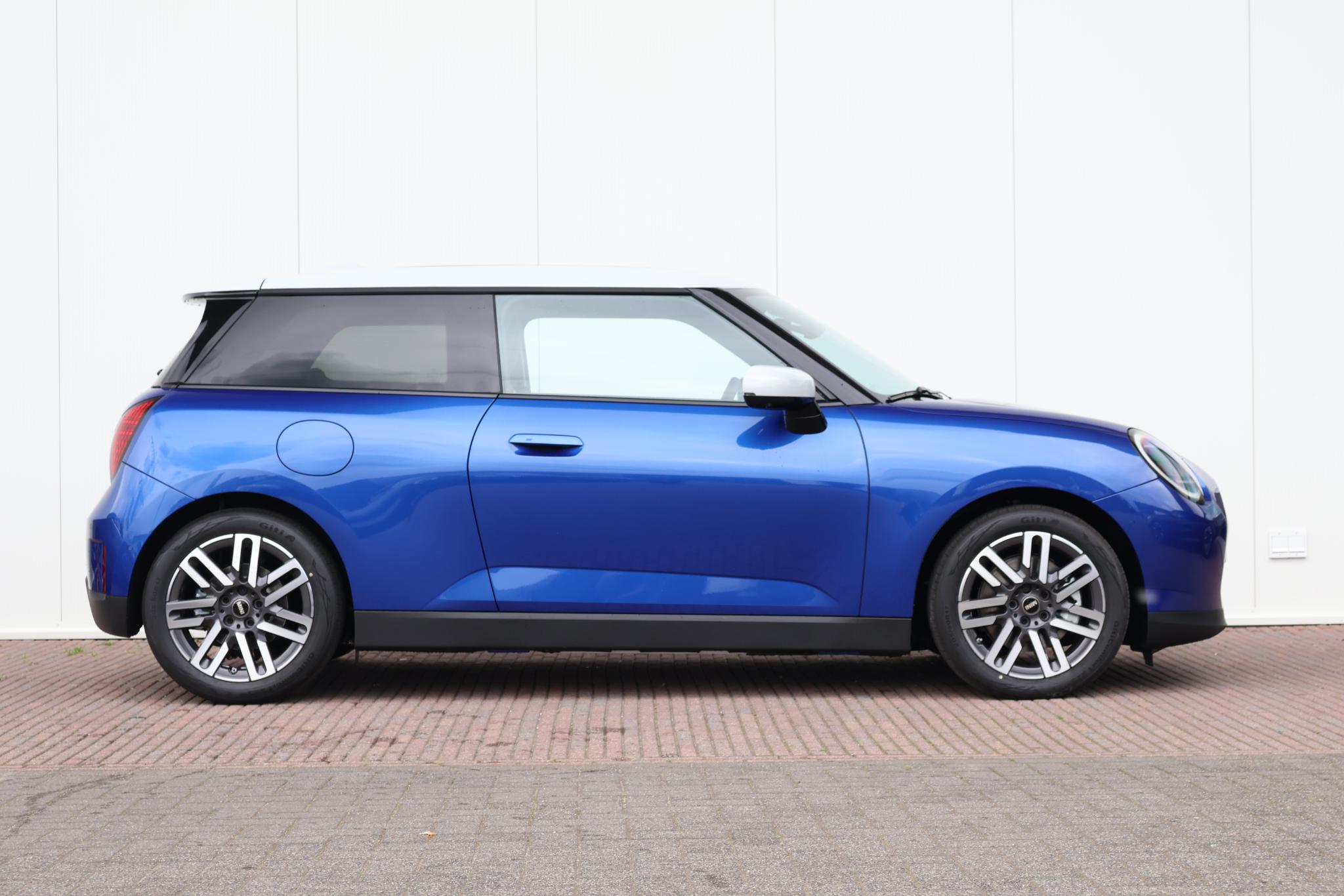 MINI 3-Deurs Cooper E Favoured L 40.7 kWh - Afbeelding 5