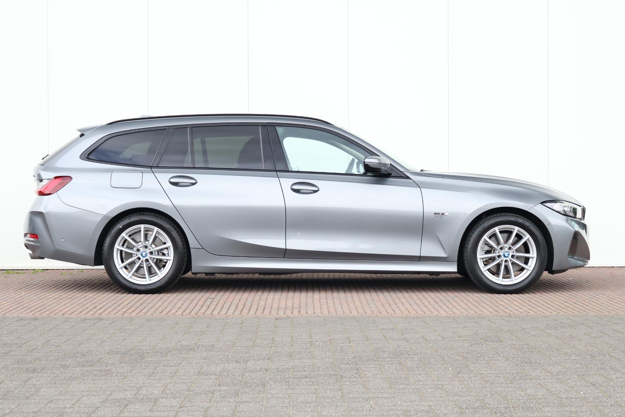 BMW 3-serie Touring 320e - Afbeelding 5