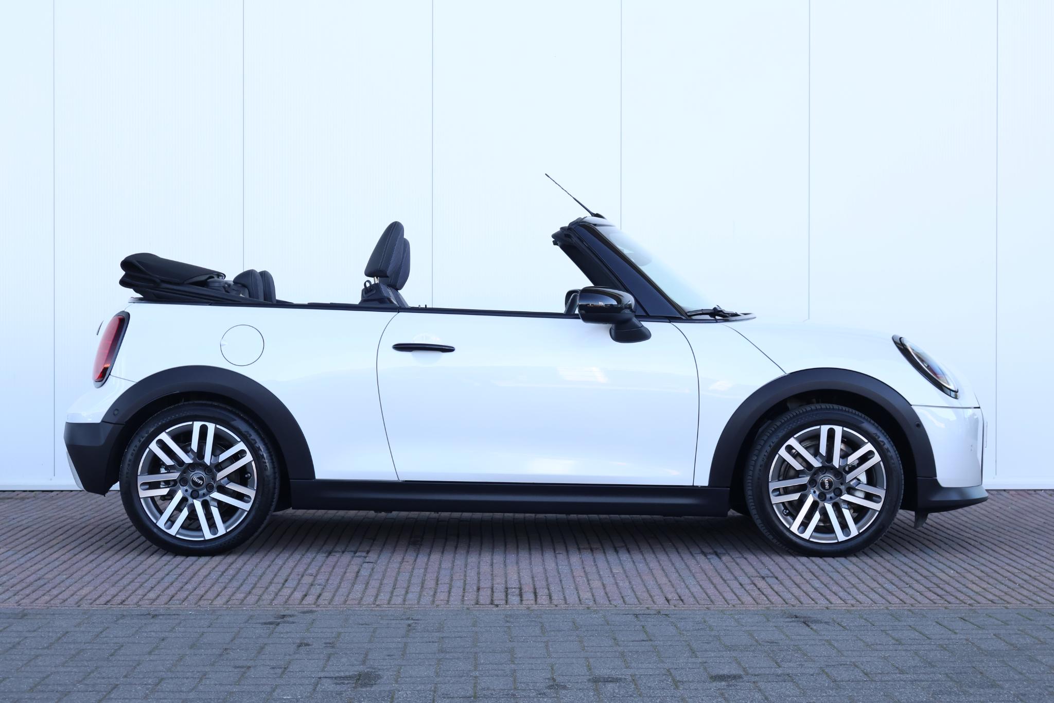 MINI Cabrio
